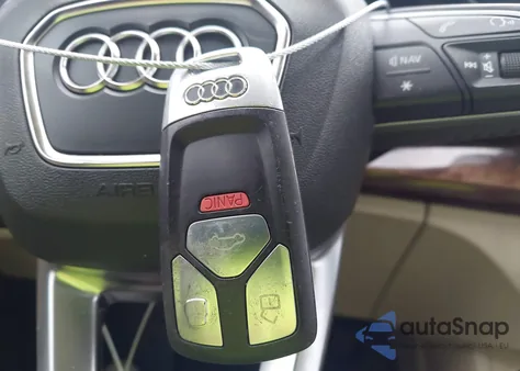 2018 Audi Q5 2.0T Premium/2.0T Tech Premium z USA, uszkodzony, nr VIN WA1BNAFY9J2092254